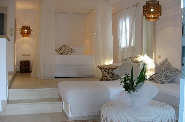 Honeymoon suites at Boutique Hotel in Naxos