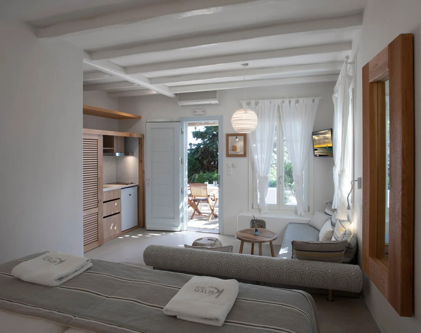 Stylish studio suite accommodation in Naxos
